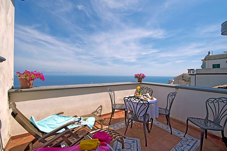 L'Antico Borgo Dei Limoni