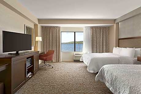 2 Qns Mobility Access Roll In Shower Nosmok