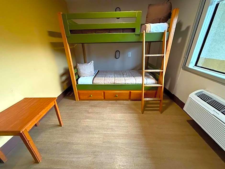 Stanford Inn And Suites Anaheim