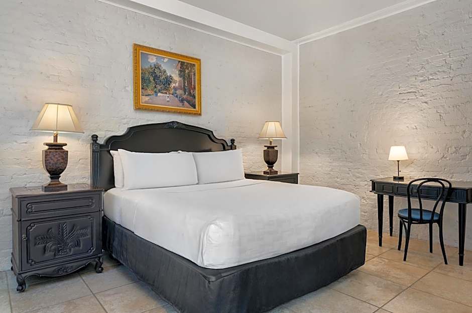 Chateau Hotel