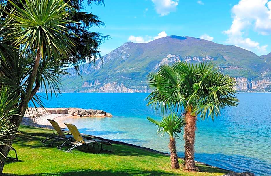 Hotel Du Lac - Relax Attitude Hotel