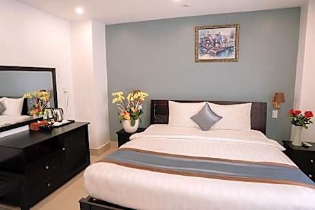 Standard Triple Room without Window