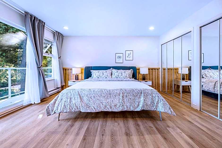 Three-Tree Villa-Central Location