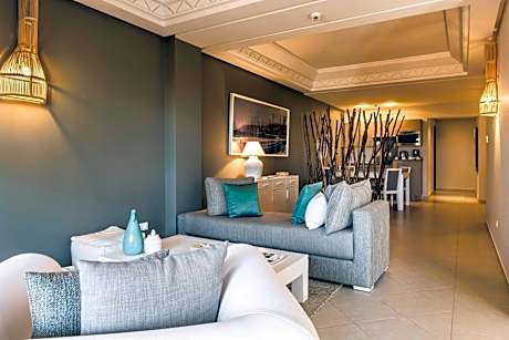 Bungalow with Garden View