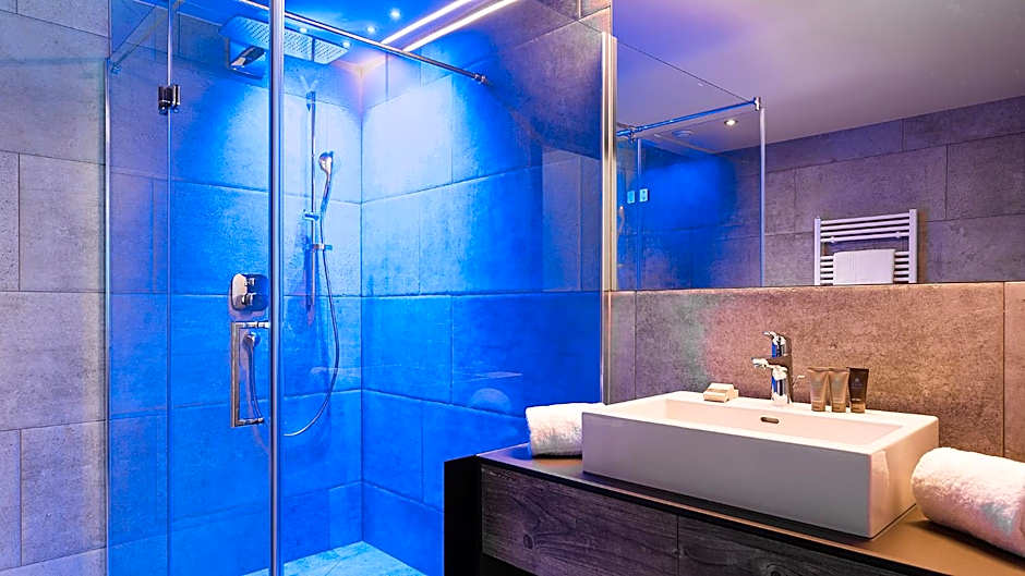 Mountain Spa Residences