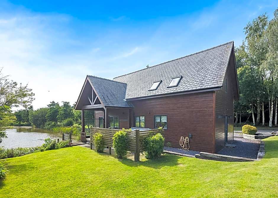 Anglesey Lakeside Lodges