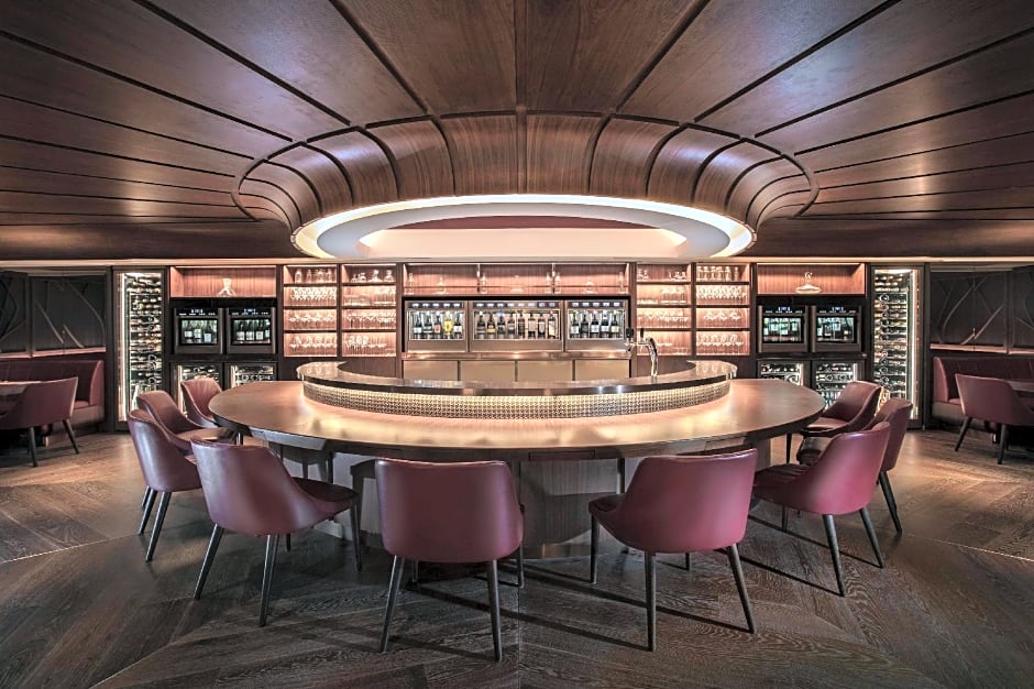 The Landmark Mandarin Oriental Hong Kong