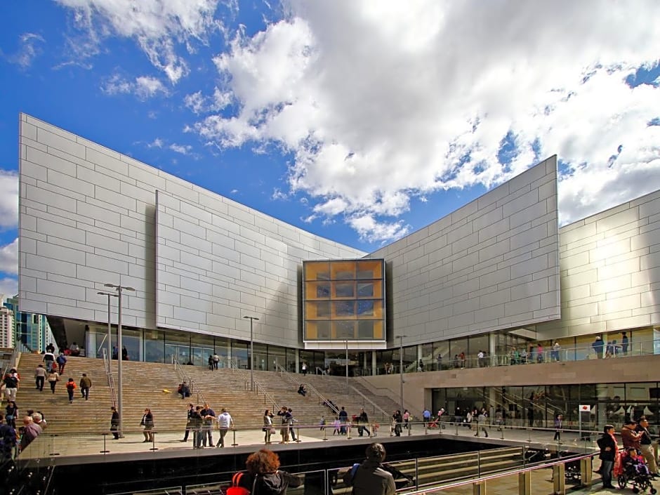 Wyndel Apartments - Bertram