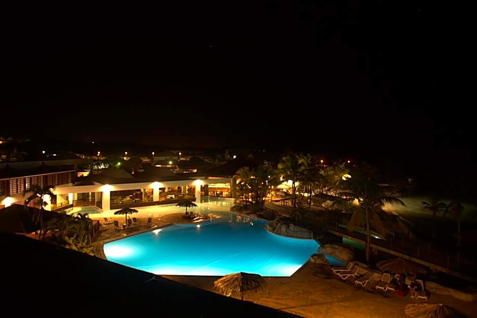 Studio Bô Soley Saint-François Piscine & Plage les pieds dans l'eau