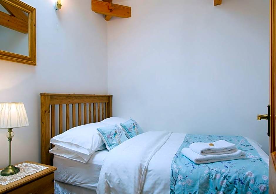 Bovisand Lodge Holiday Park, Beachside Location & Indoor Heated Pool