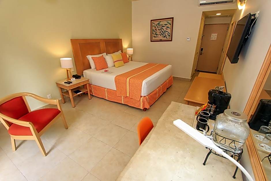 Binniguenda Huatulco & Beach Club