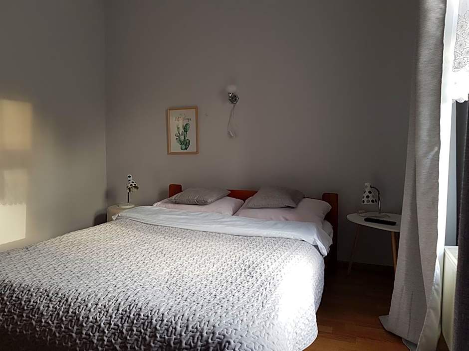 HOTEL "ZAUŁEK" Spółka Cywilna Zbigniew Świderski, Elżbieta Świderska