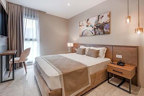 King Suite with Sea View