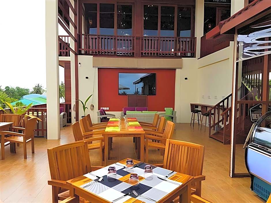 Araamu Hotels Maldives at Dhiffushi