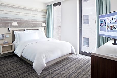 Premier High Floor
