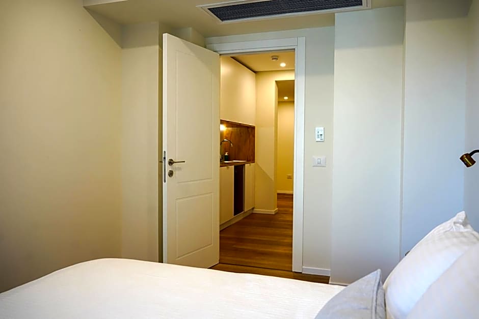 Urbanic Apartments