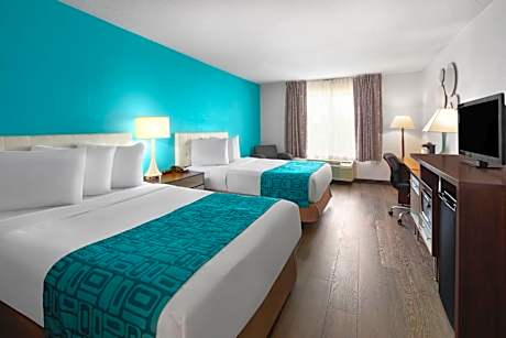 Deluxe Business Double Room with Two Double Beds - Non-Smoking