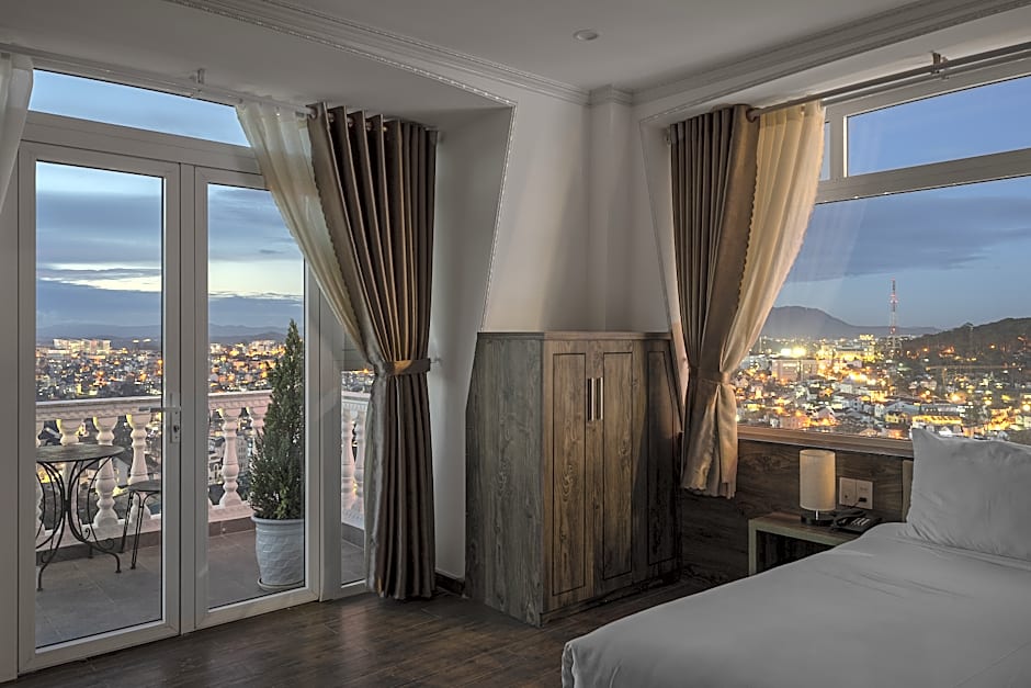 New Life Hotel Dalat