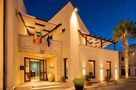 Insula Hotel