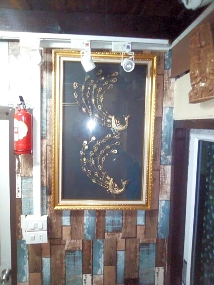 Ban Kru Ae mixed dorm