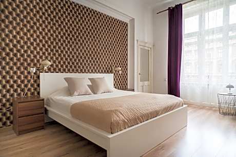 Deluxe Double Room with City View