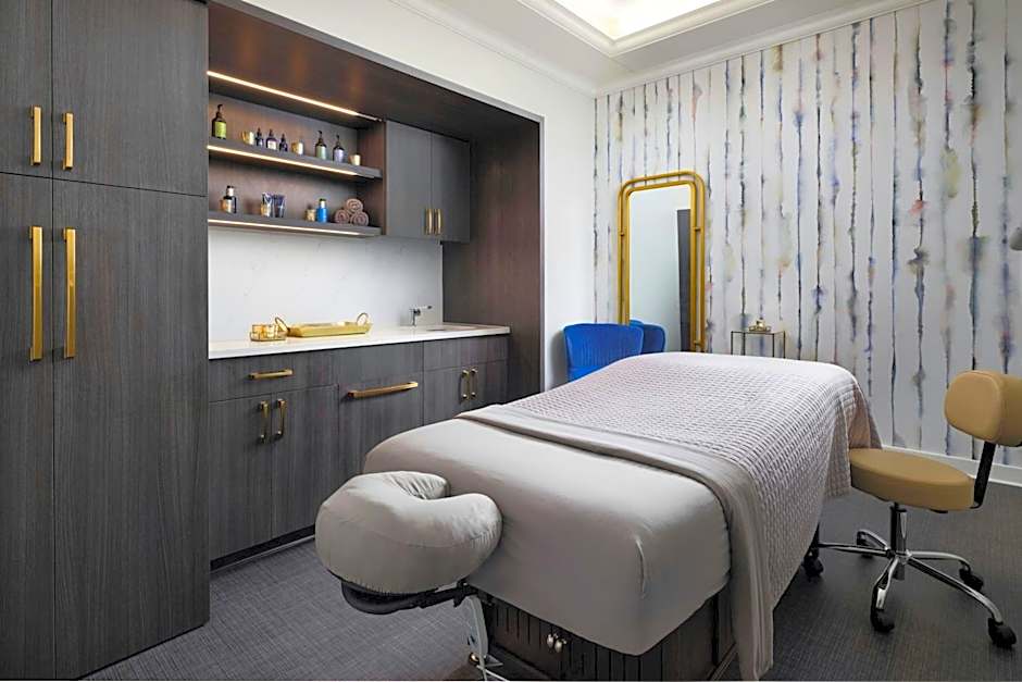 The Union Club Hotel at Purdue University, Autograph Collection