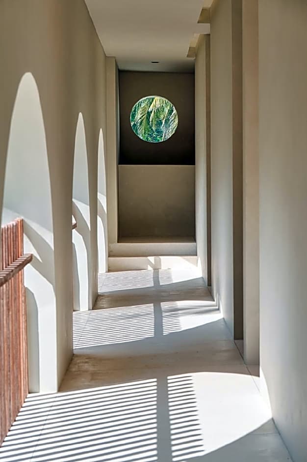 Boni Beach Lombok Hotel and Villas 