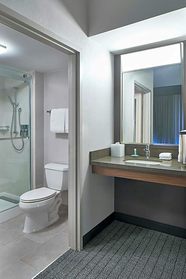 Courtyard by Marriott Providence Downtown