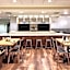Holiday Inn & Suites Atlanta Airport North By IHG
