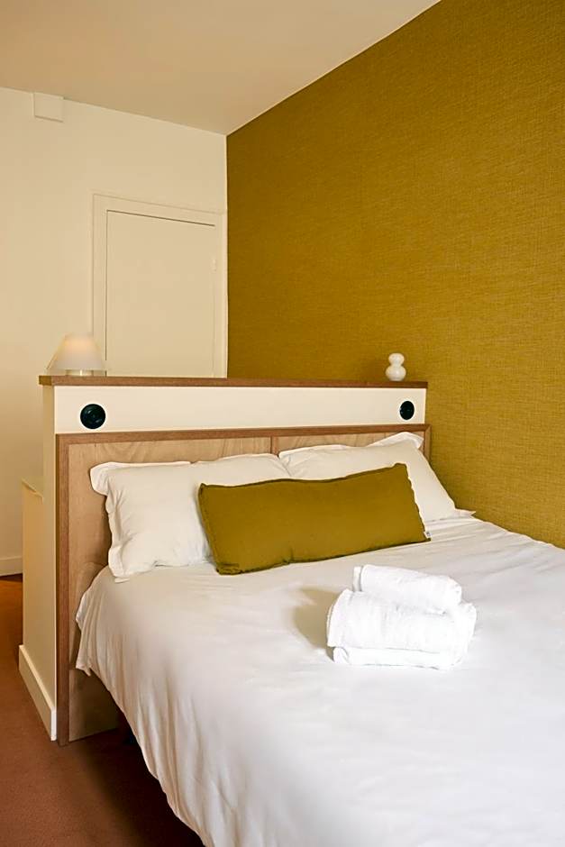 Hôtel Henri IV