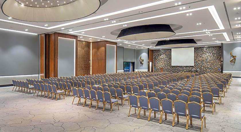 DoubleTree by Hilton Canakkale