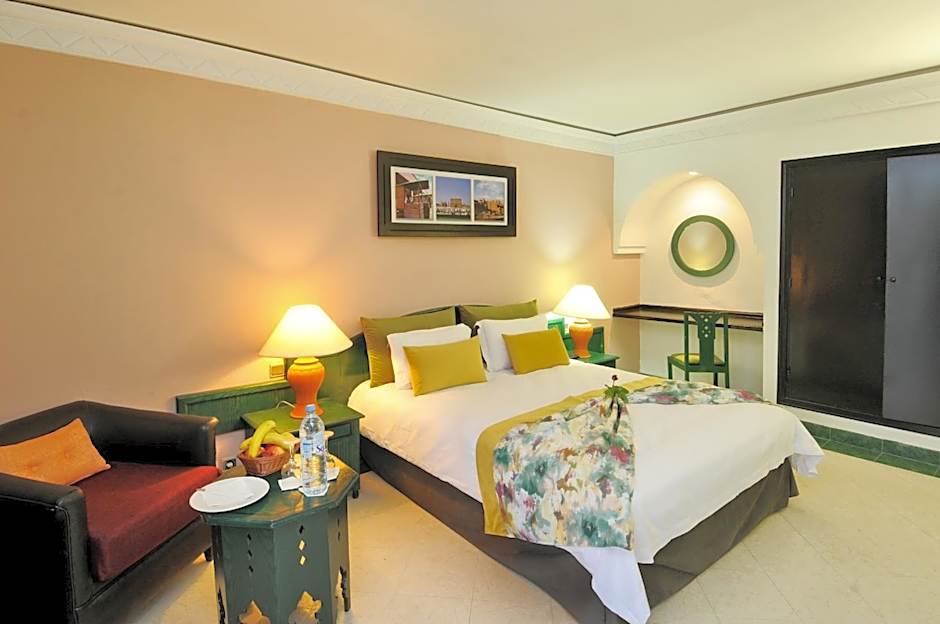 Photo 1 of 4 of Triple Room