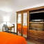 Quality Inn & Suites North Springfield