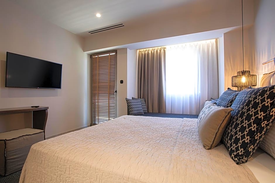 Allonda Seafront Experience