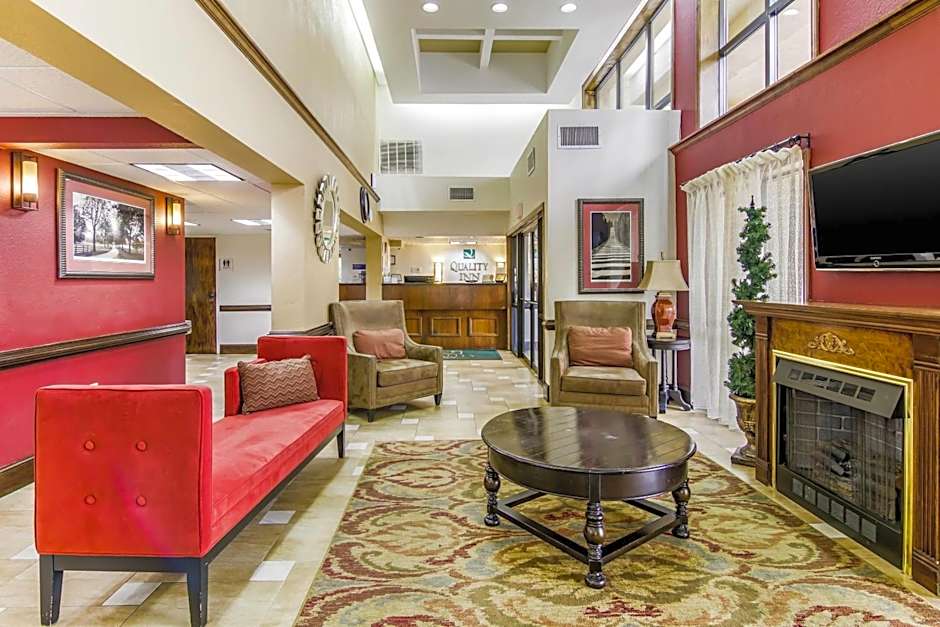 Quality Inn Stone Mountain