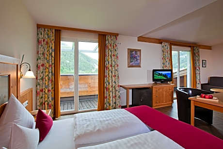 Large Double Room