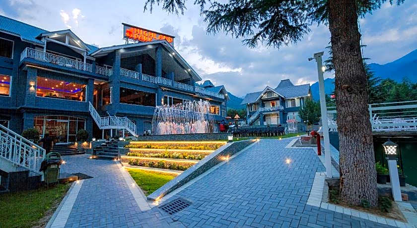 The Highland Park (A Centrally Heated River Side Resort)