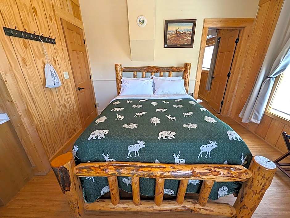 Yellowstone's Treasure Cabins