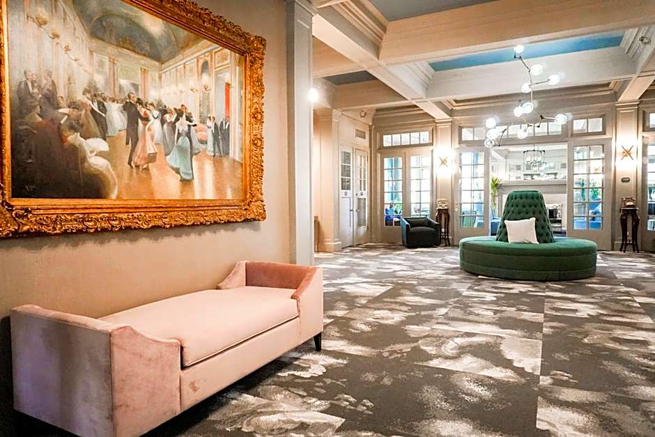 Columbia Gorge Hotel & Spa