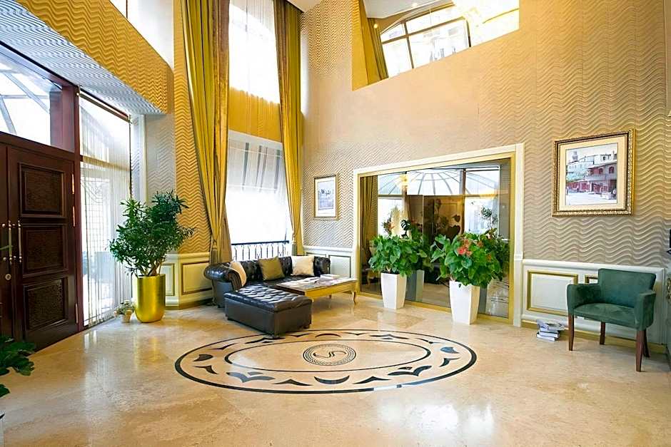 Sapphire Inn Hotel