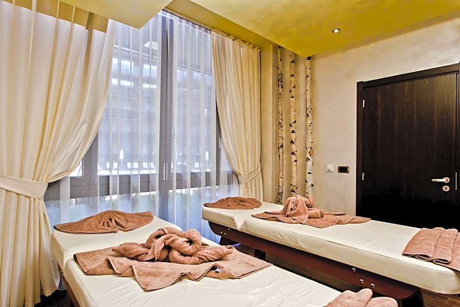 Galeon Residence & SPA