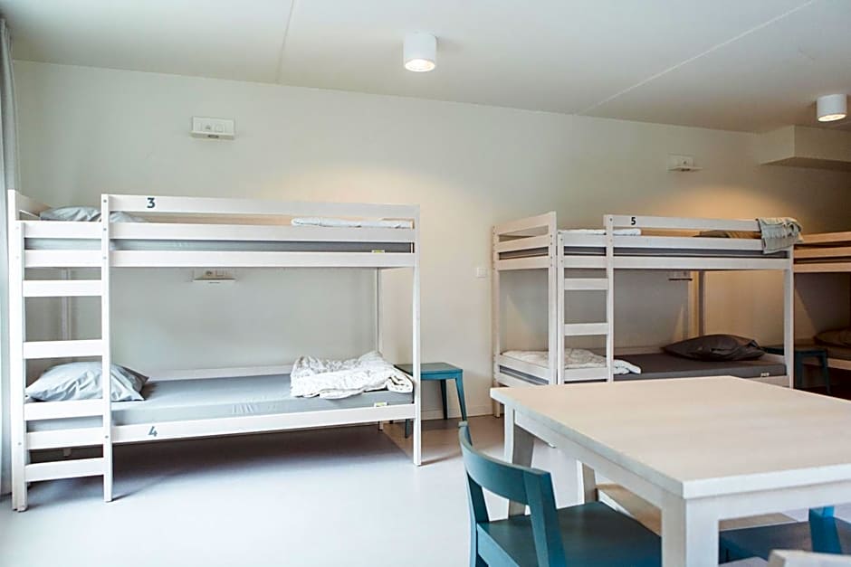 Snuffel Youth Hostel