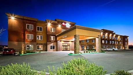 Best Western Plus Desert Poppy Inn