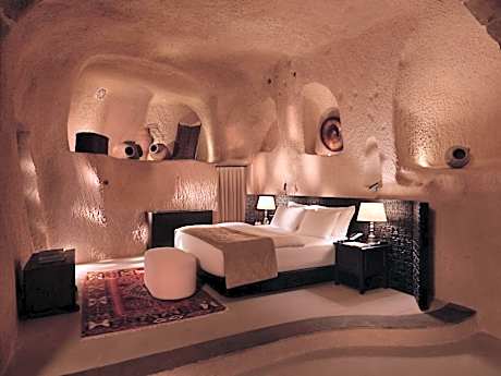 Cave Splendid Suite