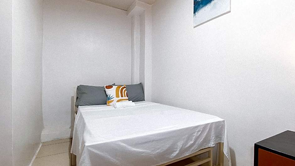 Cozy Cove Inn by RedDoorz