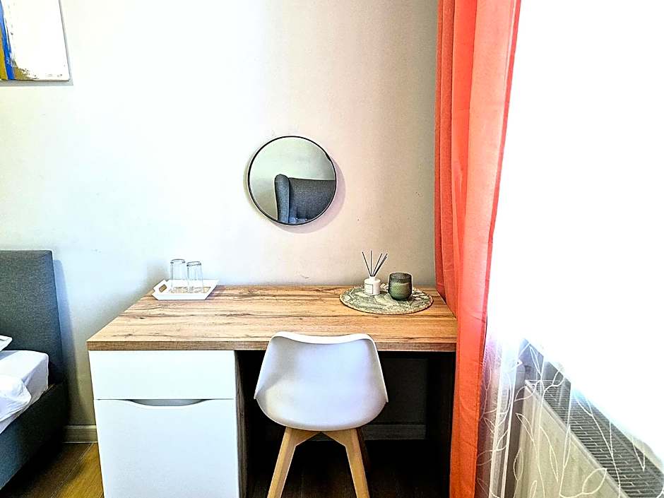 PINI HOSTEL - Przytulne pokoje w centrum Krakowa