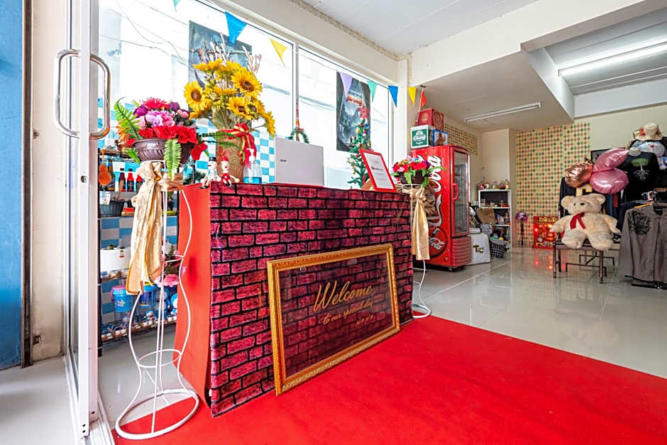 Si Fah at Bangsaen Hotel