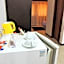Mondrian Suite Hotel