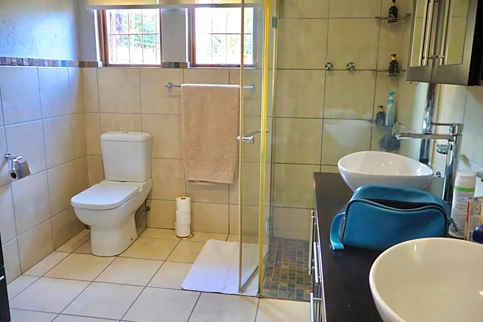 Abangane Guest Lodge