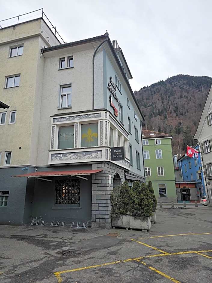 Hotel Surselva